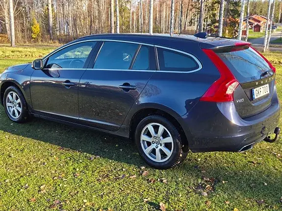 Volvo V60 2014 photo 4