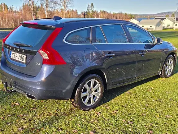 Volvo V60 2014 photo 3