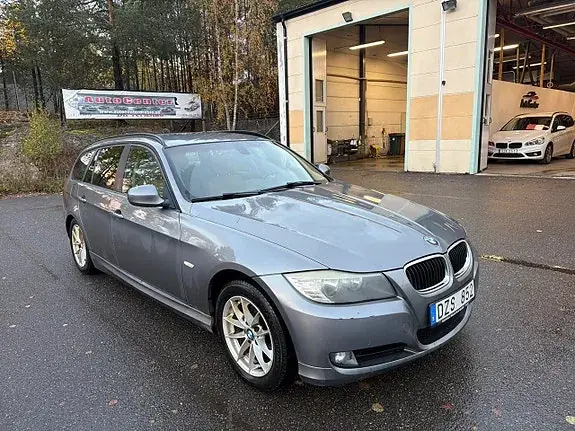 BMW 320D 2010 photo 3