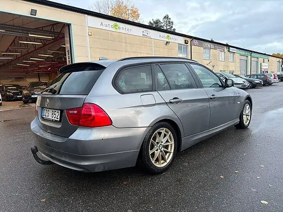 BMW 320D 2010 photo 5