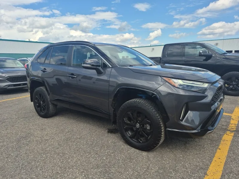 Toyota Rav4 2023 photo 3
