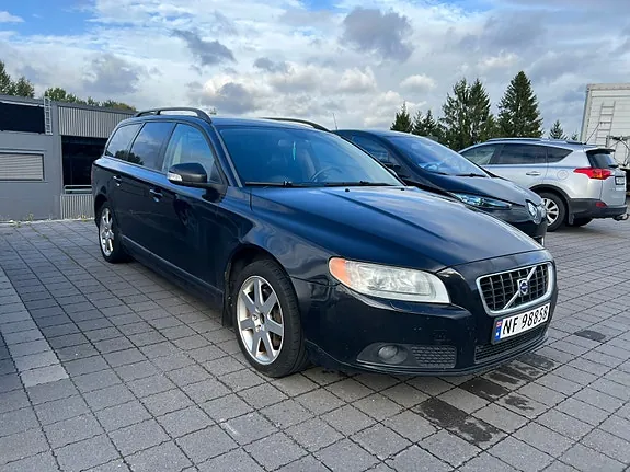 Volvo V70 2008 photo 2