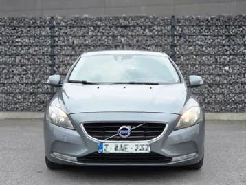 Volvo V40 2014 photo 2