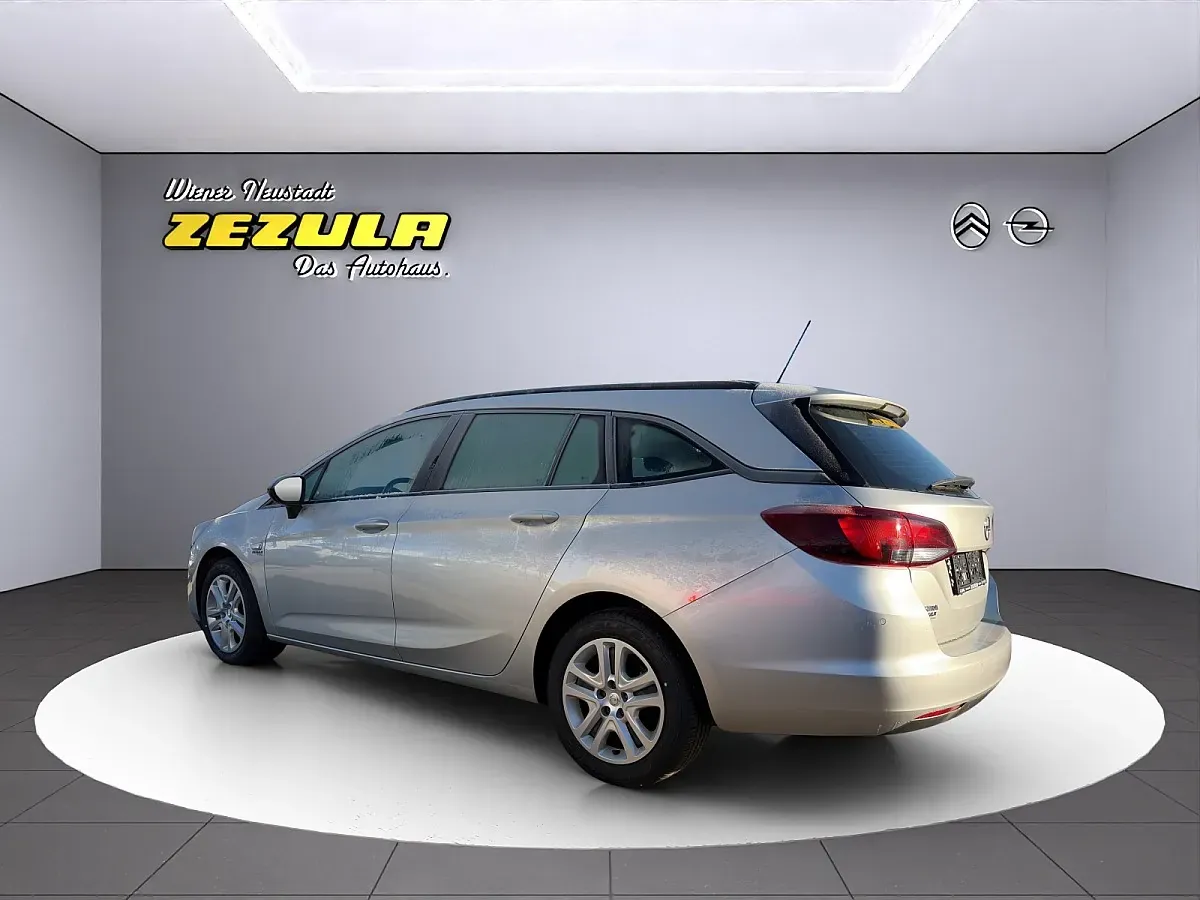 Opel Astra 2021 photo 3