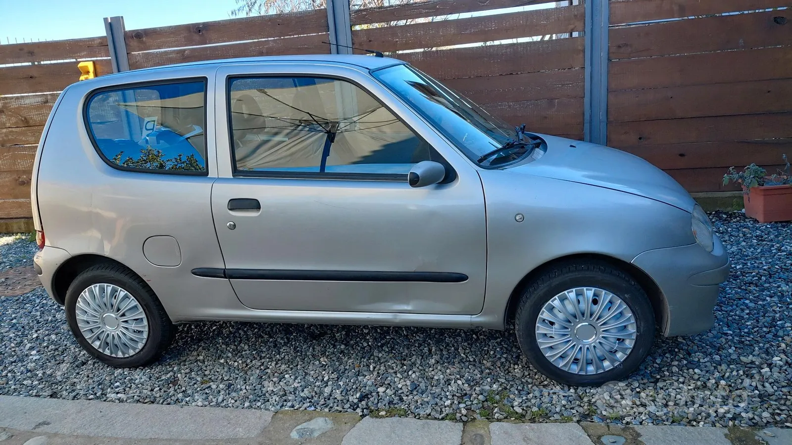 Fiat 600 2000 photo 2