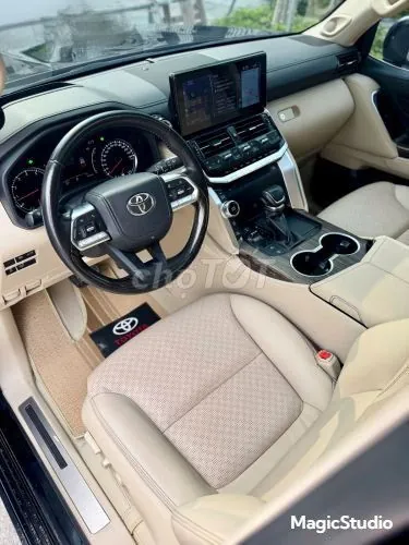 Toyota Land Cruiser 2022 photo 5