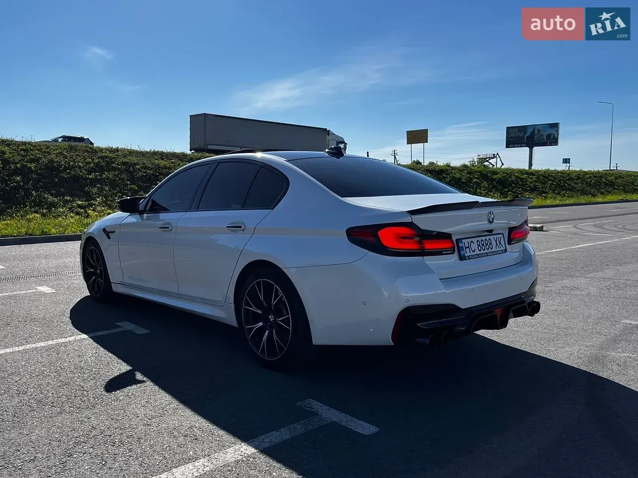 BMW 5 Series 2017 photo 5