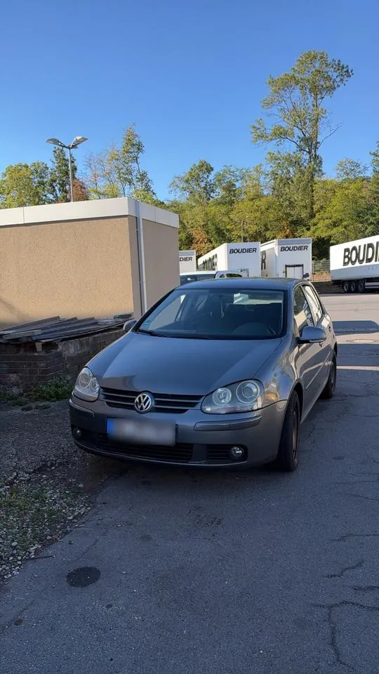 Volkswagen Golf V