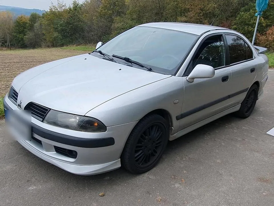 Mitsubishi Carisma