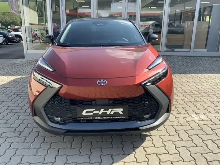 Toyota C-Hr 2025 photo 3