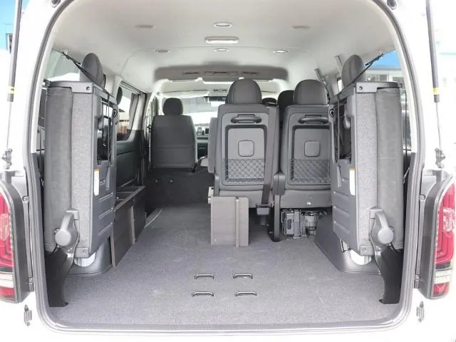 Toyota Hiace Wagon 2026 photo 2