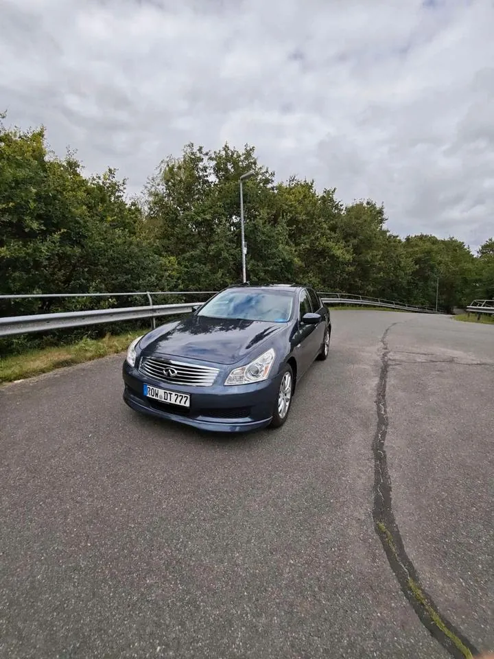 Infiniti G37
