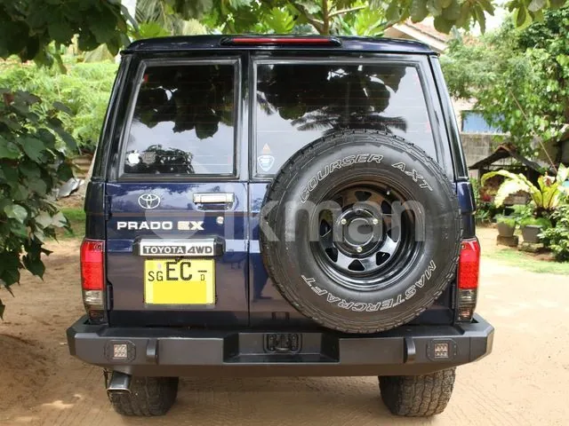 Toyota Land Cruiser Prado 1986 photo 3