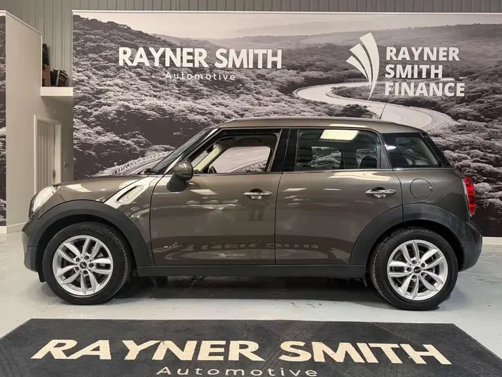 Mini Countryman 2011 photo 2