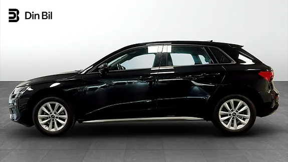 Audi A3 2023 photo 2