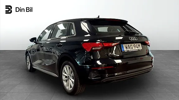Audi A3 2023 photo 3