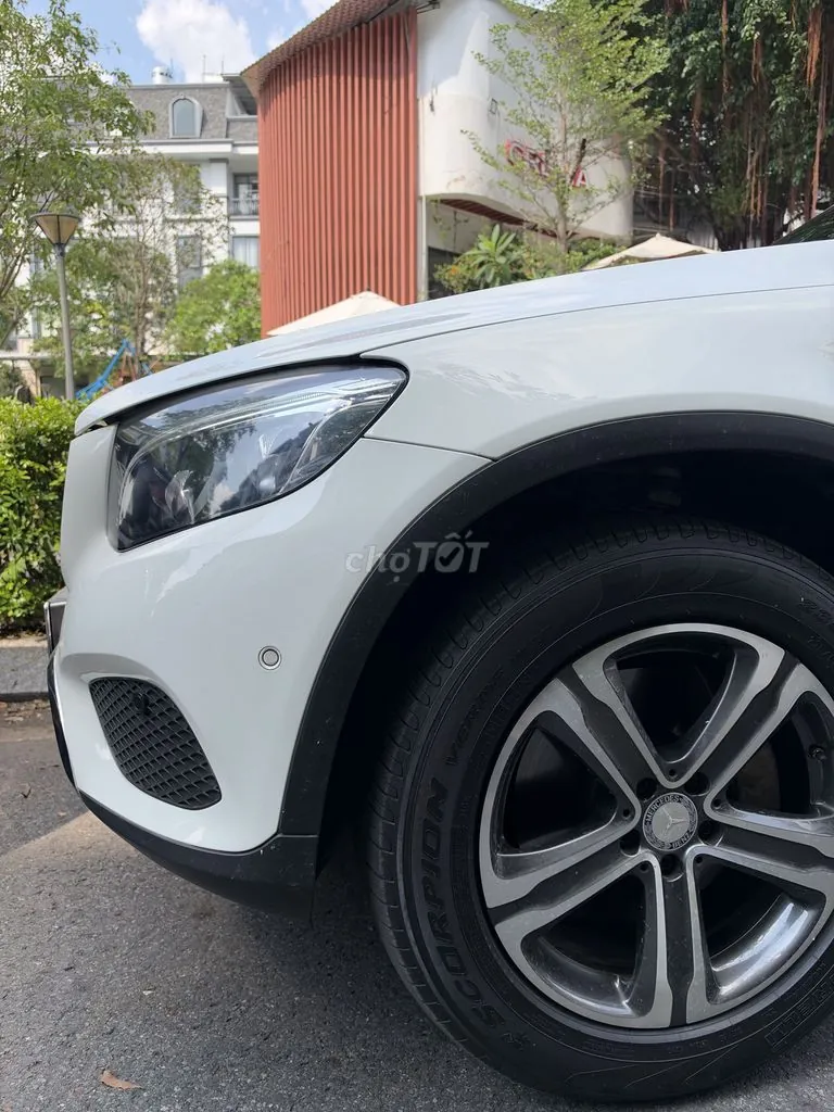 Mercedes-Benz Glc 2016 photo 5