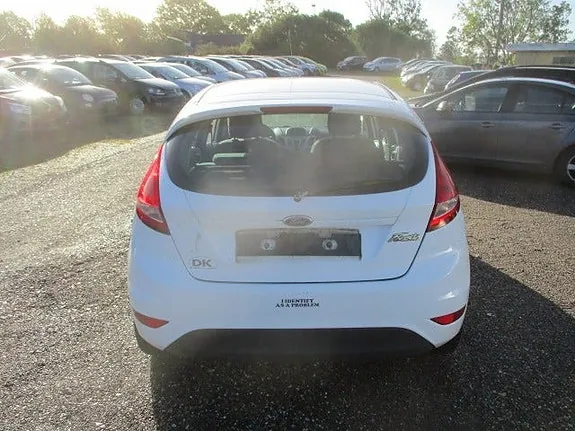 Ford Fiesta 2012 photo 4