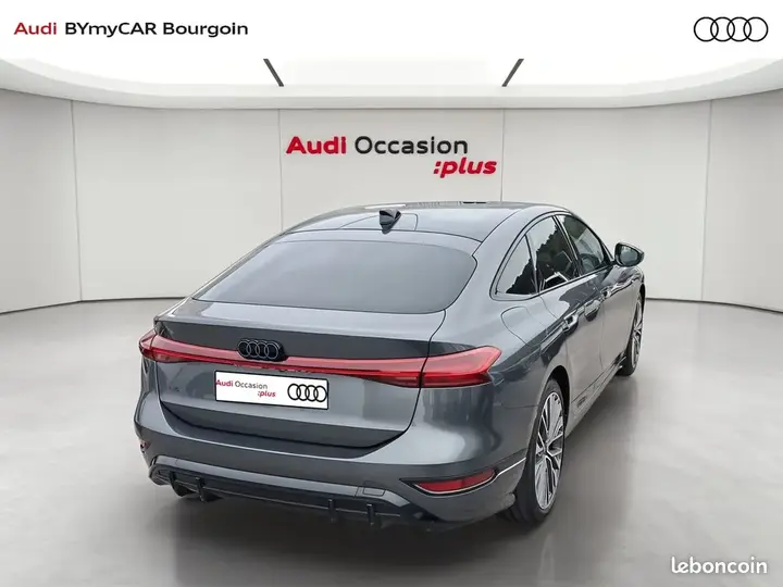 Audi A6 2025 photo 5