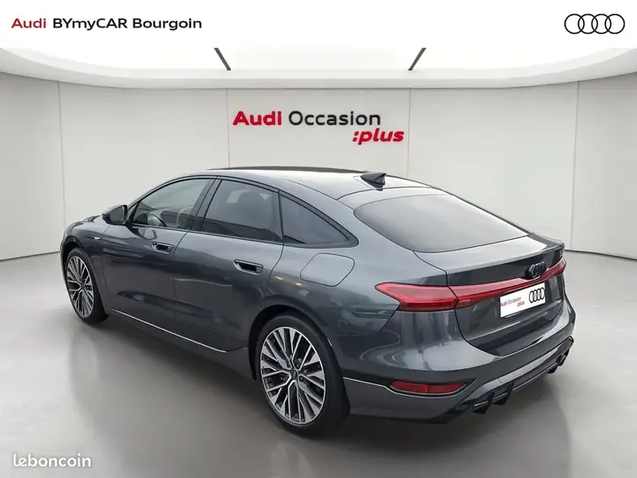 Audi A6 2025 photo 3