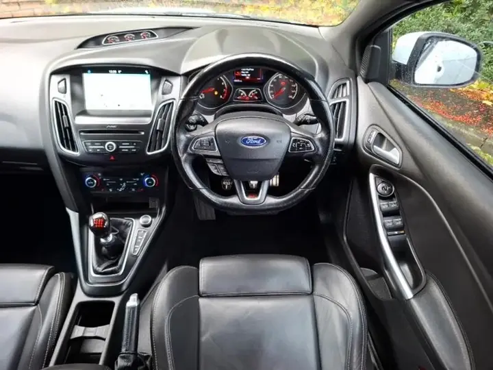 Ford Focus 2017 photo 4