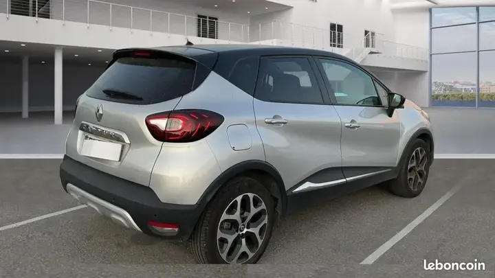 Renault Captur 2018 photo 3