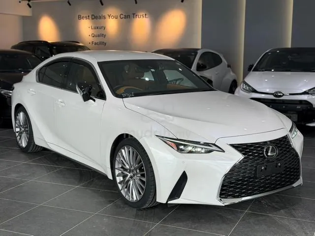 Lexus Is300