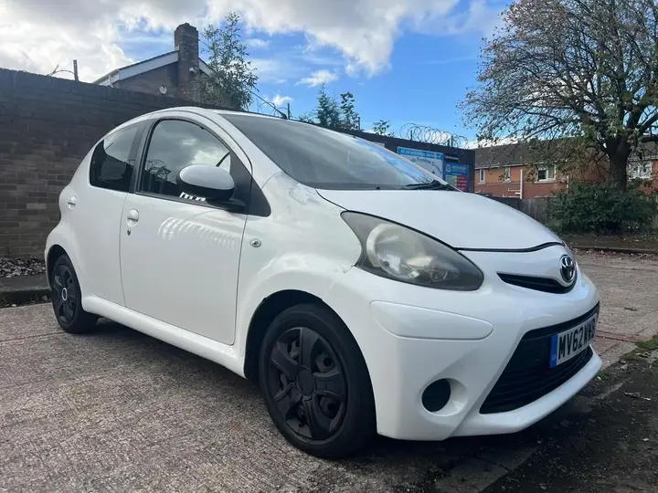 Toyota Aygo 2012 photo 5