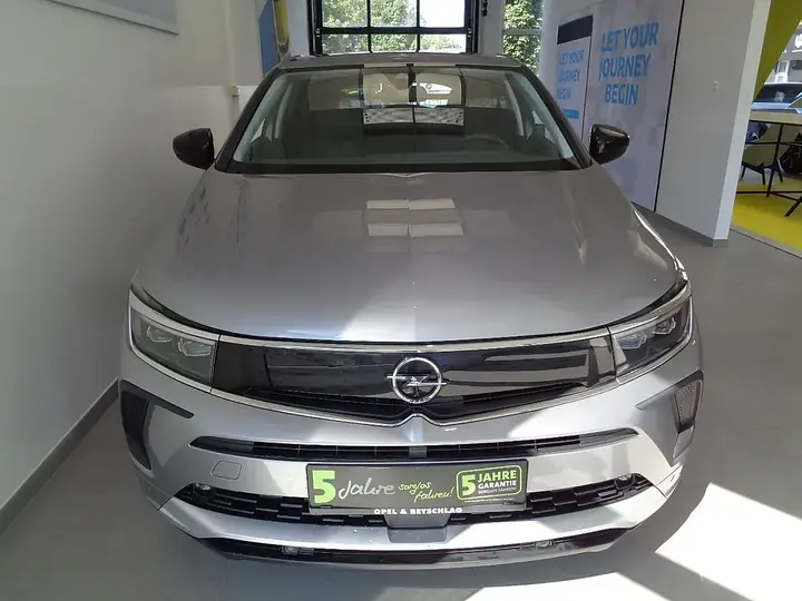 Opel Grandland 2022 photo 3