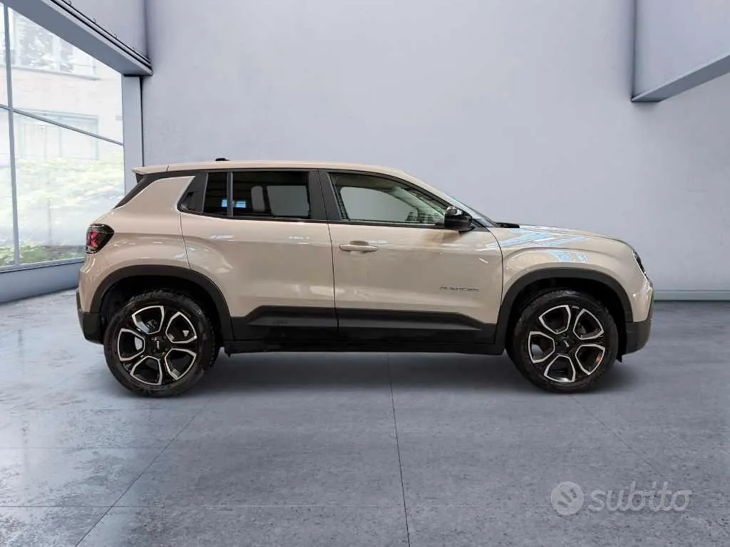 Jeep Avenger 2025 photo 4