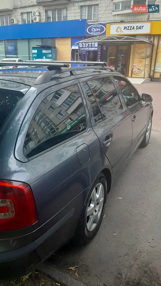 Skoda Octavia 2007 photo 2