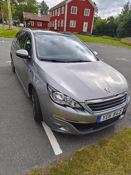 Peugeot 308 Sw 2016 photo 2