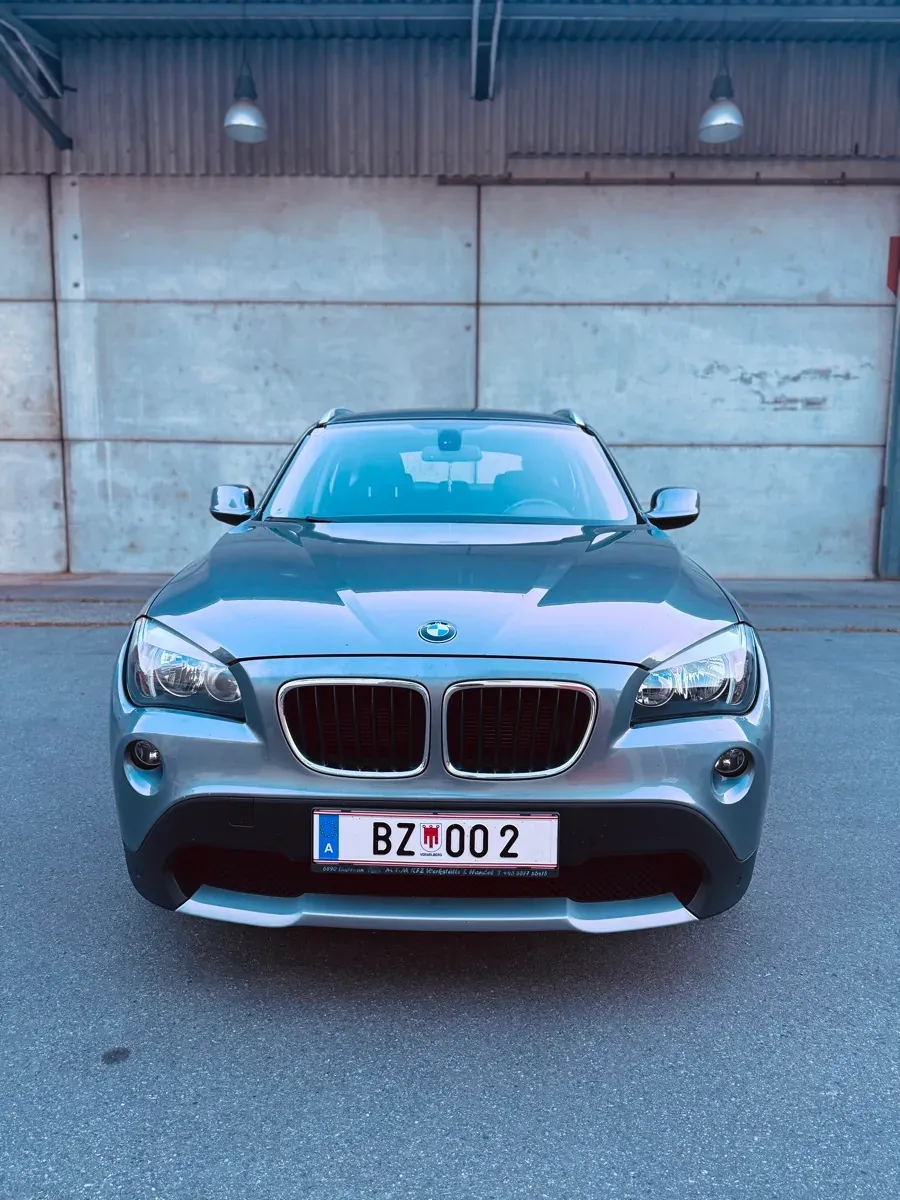 BMW X1 2010 photo 2