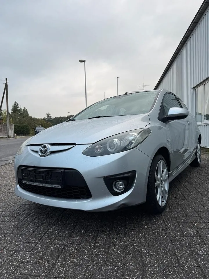 Mazda 2