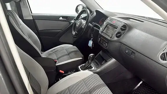 Volkswagen Tiguan 2011 photo 3