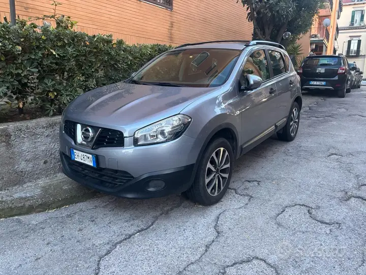 Nissan Qashqai 2011 photo 2