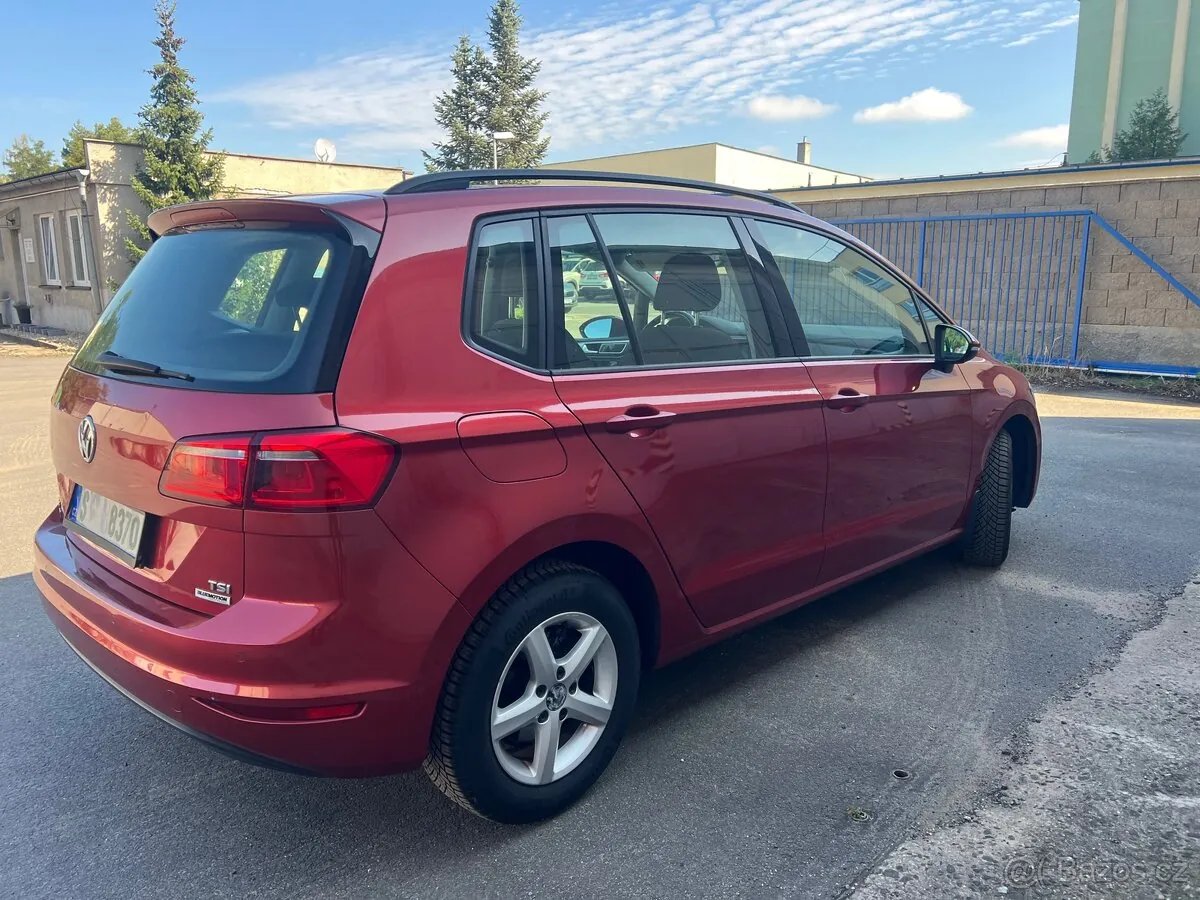 Volkswagen Golf Sportsvan 2015 photo 4