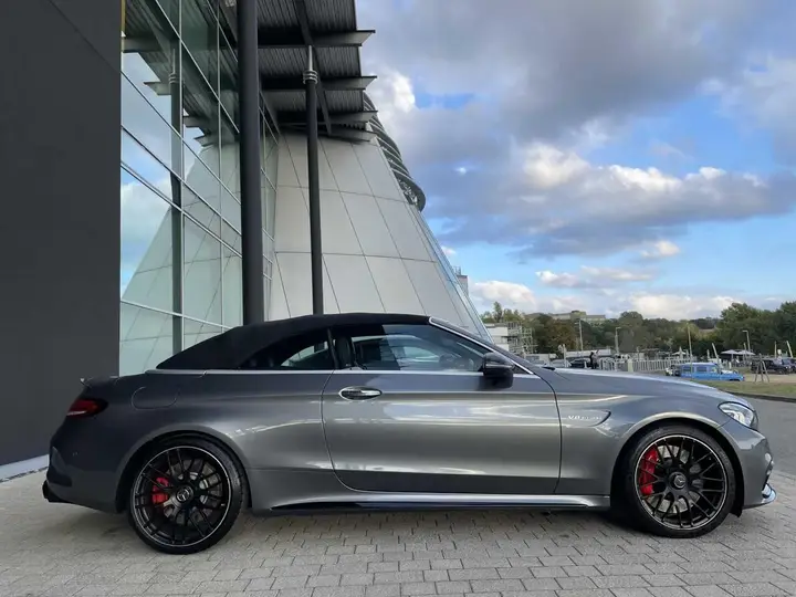 Mercedes-Benz C-Class 2022 photo 4