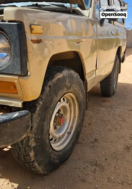 Nissan Patrol 1981 photo 4