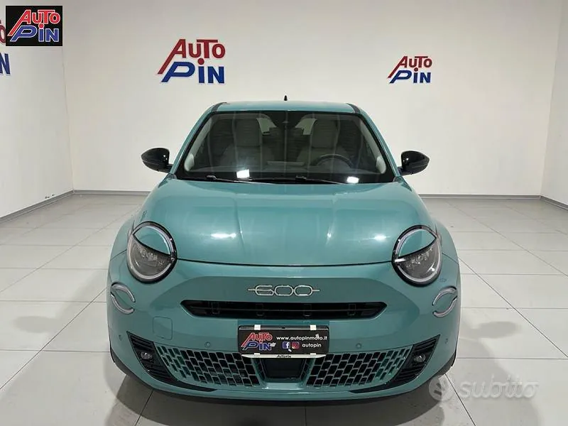 Fiat 600 2025 photo 2