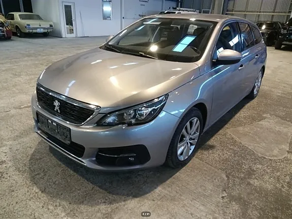 Peugeot 308 2019 photo 2