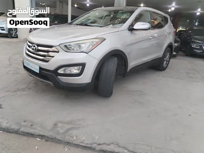 Hyundai Santa Fe 2014 photo 2