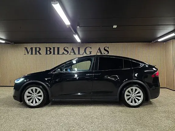 Tesla Model X 2018 photo 5