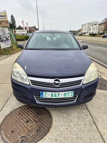 Opel Astra 2008 photo 2