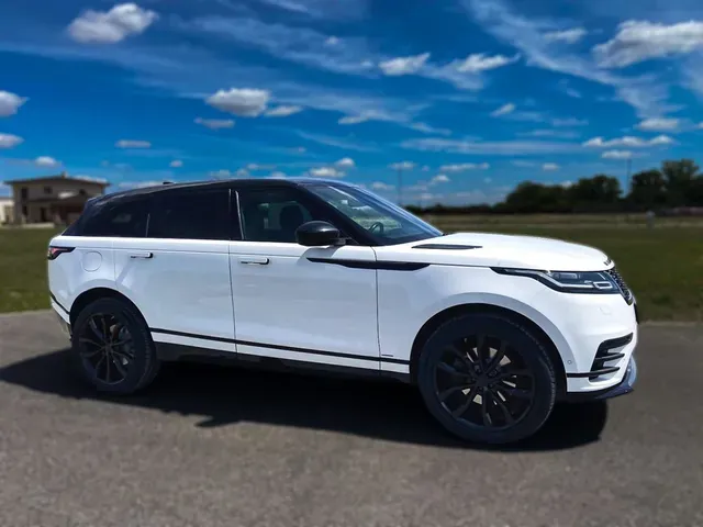 Land Rover Range Rover Velar 2021 photo 2