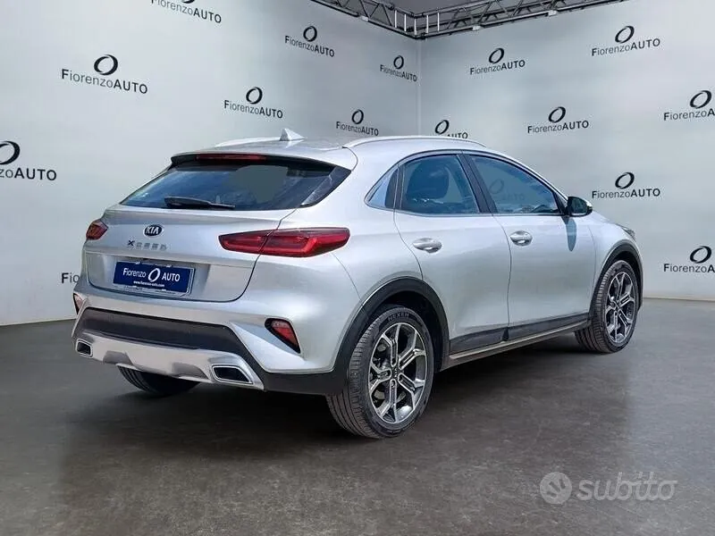 Kia Xceed 2021 photo 2