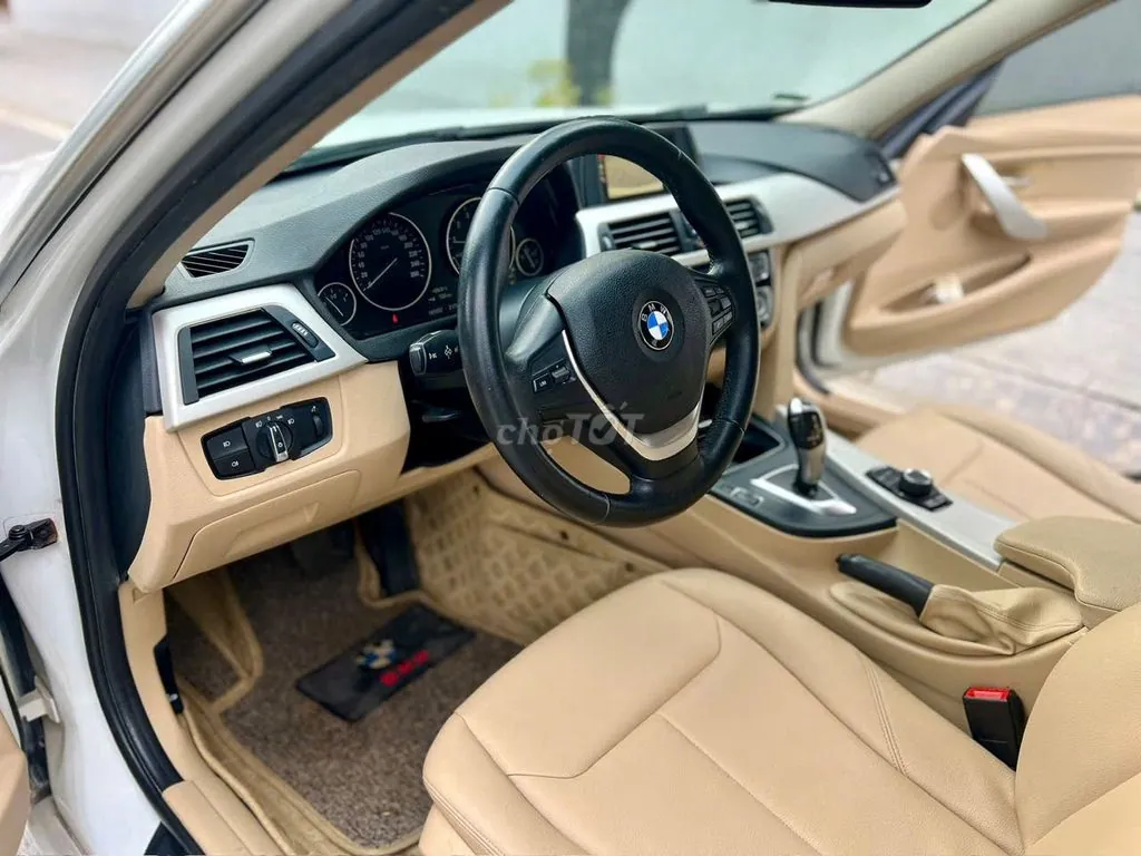 BMW 3 Series 2016 photo 5