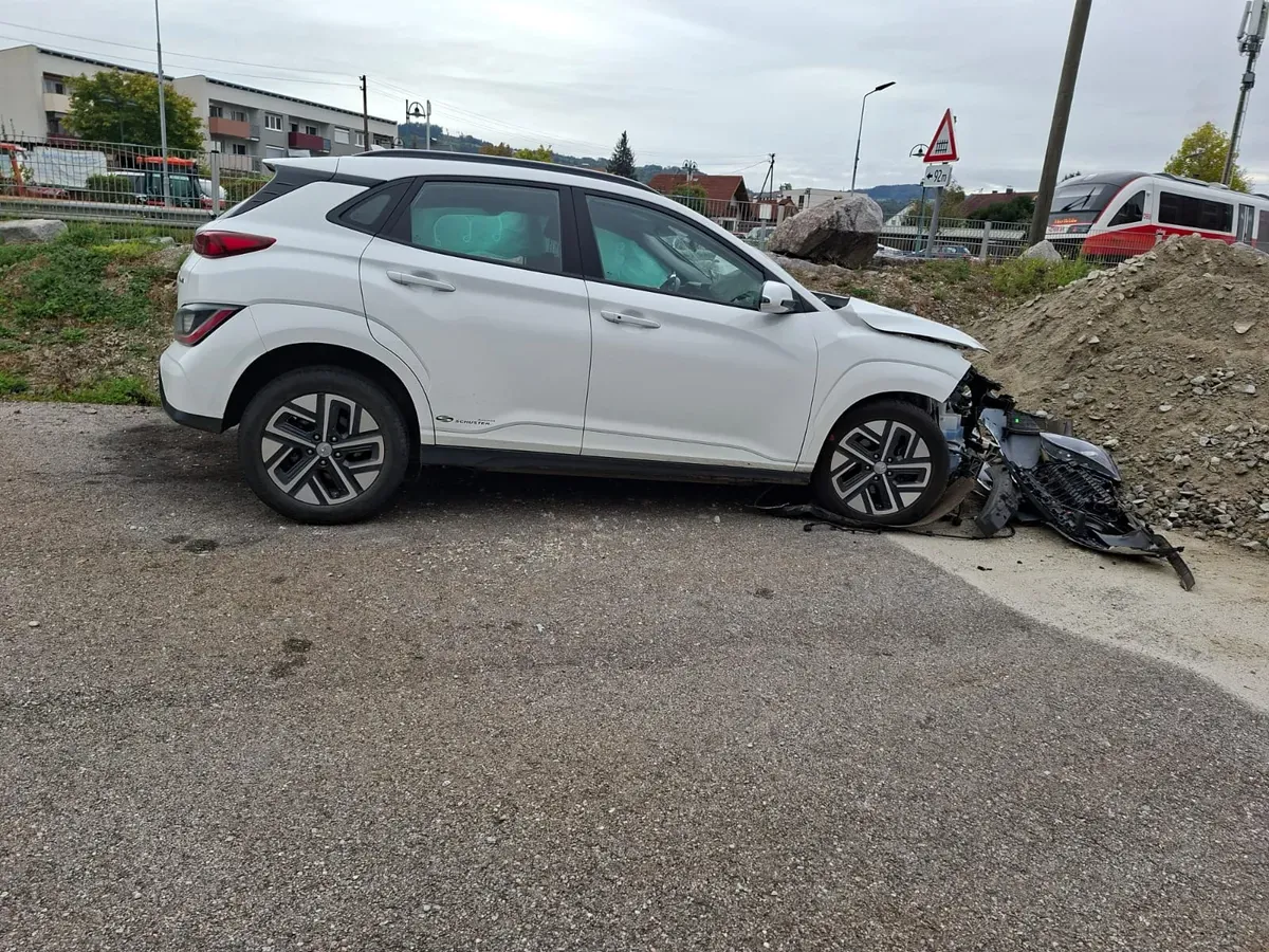 Hyundai Kona 2021 photo 2
