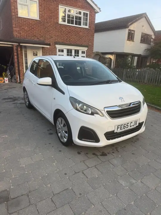 Peugeot 108 2015 photo 2