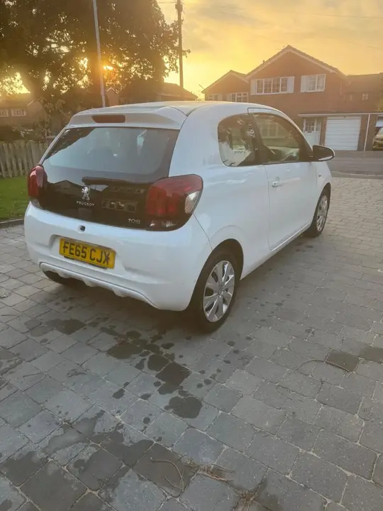 Peugeot 108 2015 photo 4